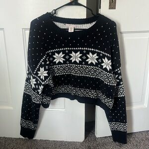 Cropped sweater